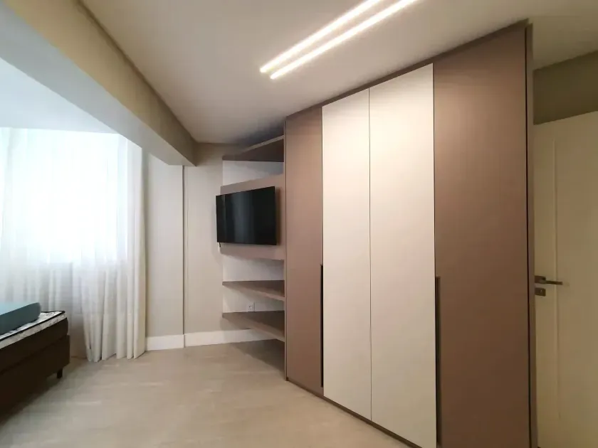 Apartamento no Edifício Dom Augustus com 4 suítes em Balneário Camboriú — foto 41