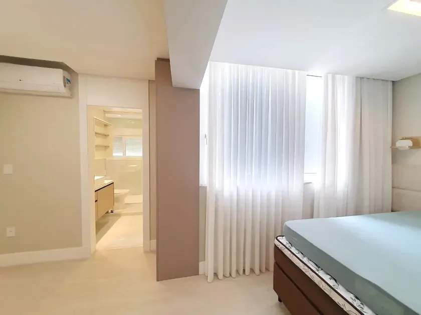 Apartamento no Edifício Dom Augustus com 4 suítes em Balneário Camboriú — foto 43