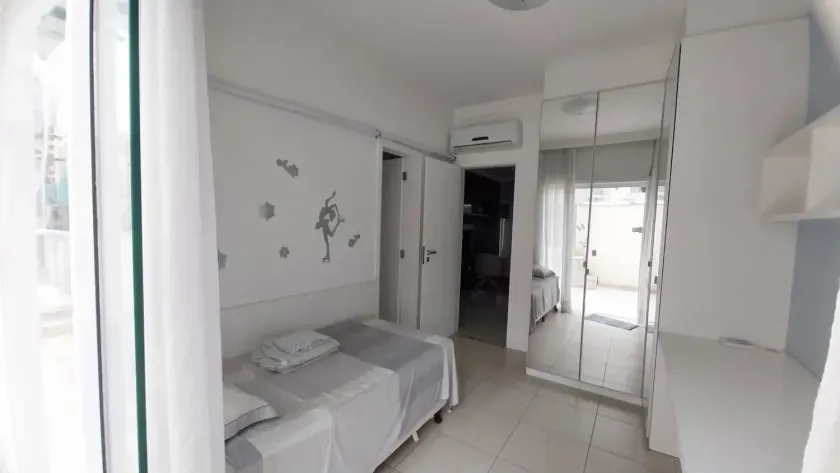 Apartamento Diferenciado com 3 dormitórios sendo uma suíte, 2 vagas no Centro de Balneário Camboriú — foto 11
