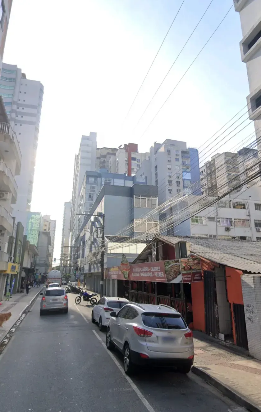 Terreno com 266m² no centro de Balneário Camboriú