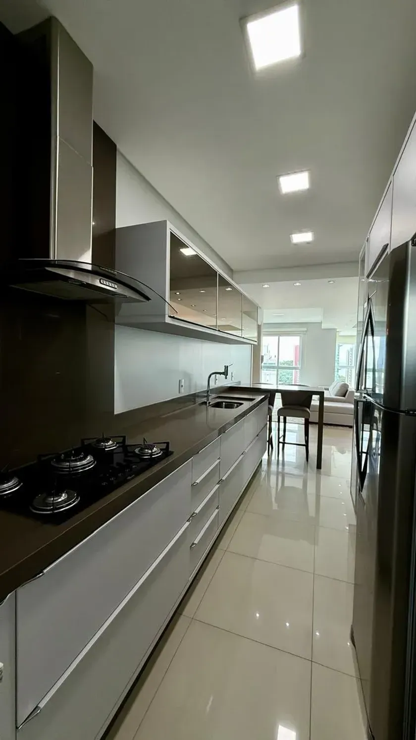 Apartamento mobiliado e Decorado com 3 suítes, 3 vagas na Barra Norte em Balneário Camboriú — foto 4