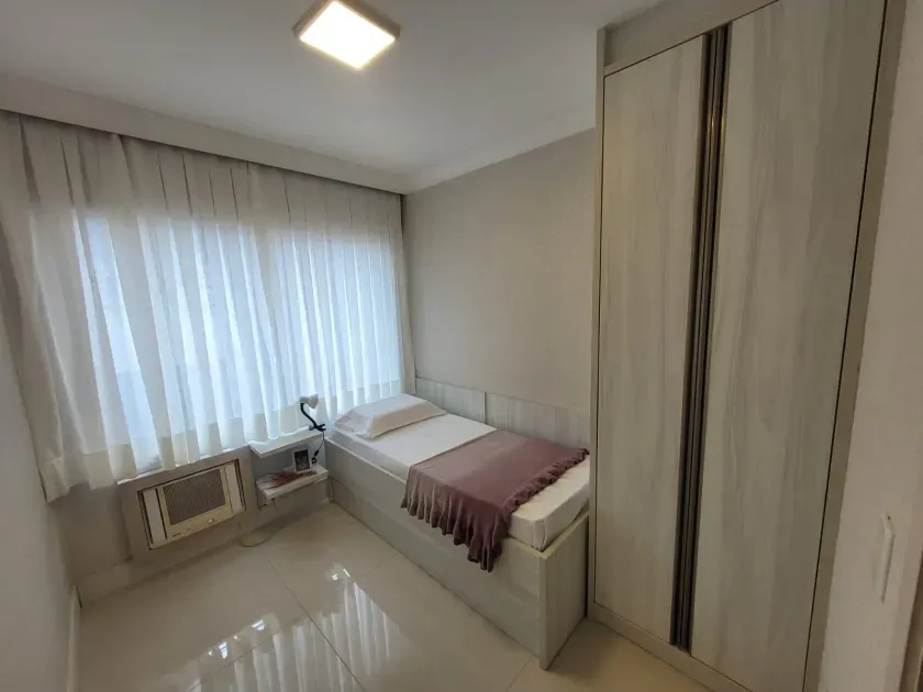 Apartamento com 3 dormitórios sendo 1 suíte e 1 vaga de garagem, no Centro de Balneário Camboriú — foto 12