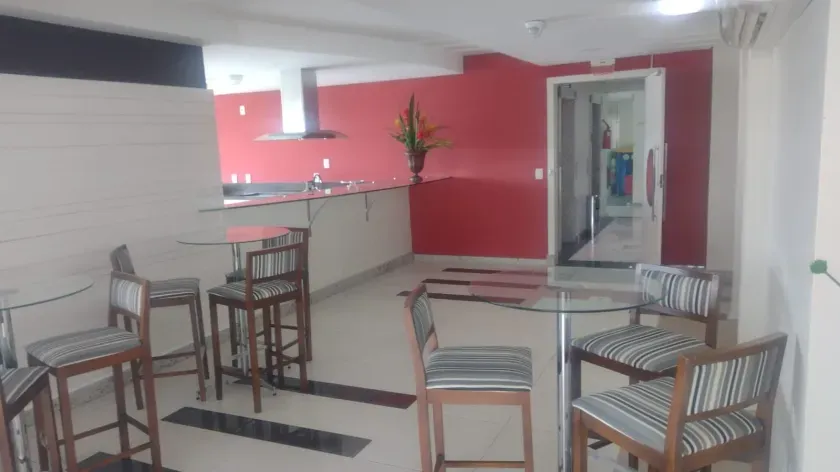 Apartamento com 3 suítes finamente mobiliado, vista para o mar na Barra Norte — foto 42
