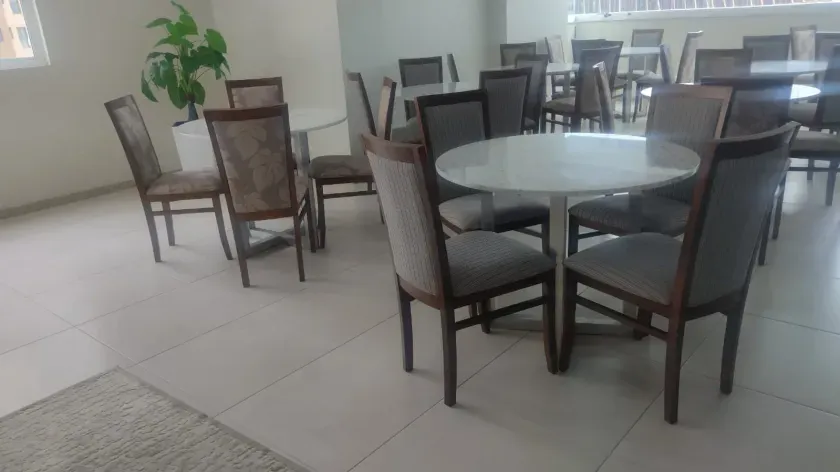 Apartamento com 3 suítes finamente mobiliado, vista para o mar na Barra Norte — foto 32
