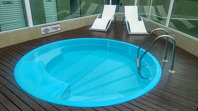 Apartamento com 3 suítes finamente mobiliado, vista para o mar na Barra Norte — foto 36