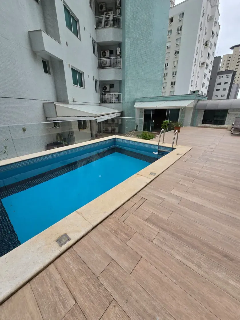 Apartamento Edifício Alexandria com 4 suítes em Balneário Camboriú — foto 21