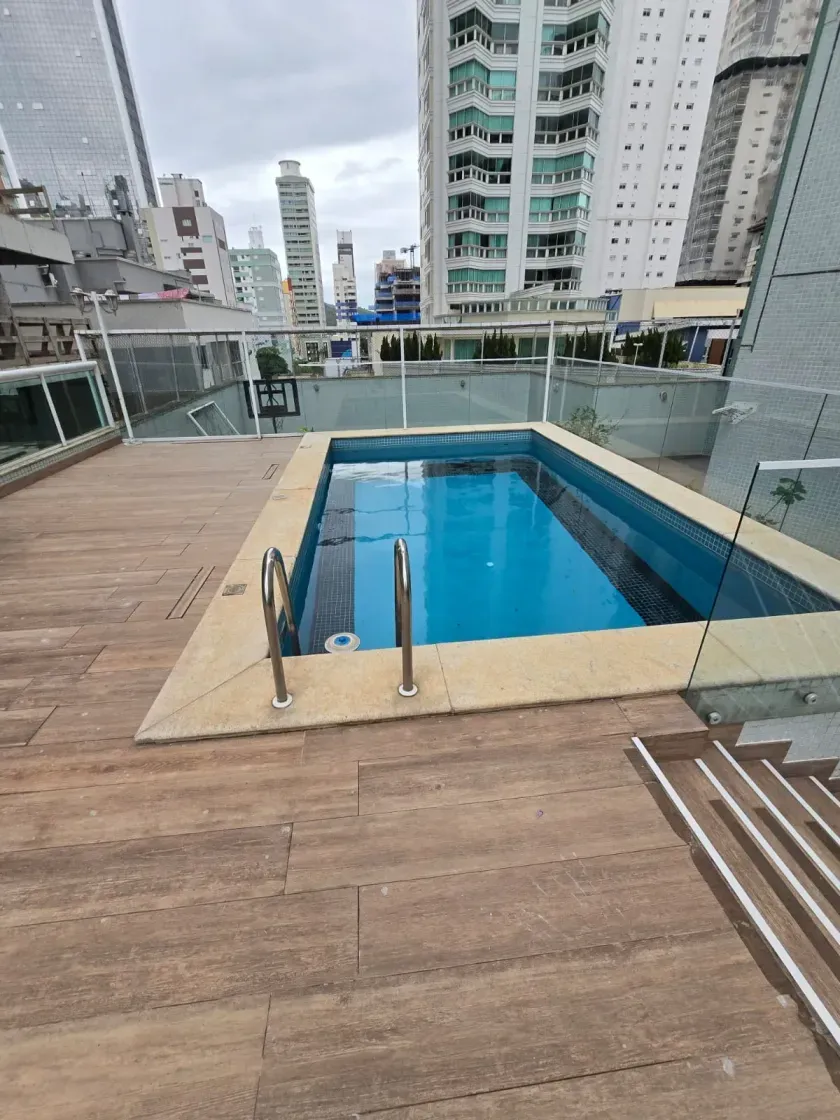 Apartamento Edifício Alexandria com 4 suítes em Balneário Camboriú — foto 22