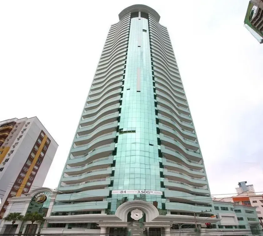 Apartamento Edifício Alexandria com 4 suítes em Balneário Camboriú — foto 23