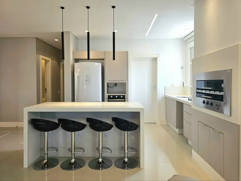 Apartamento no Edificio Portinax Residence com 3 suítes em Balneário Camboriú — foto 3