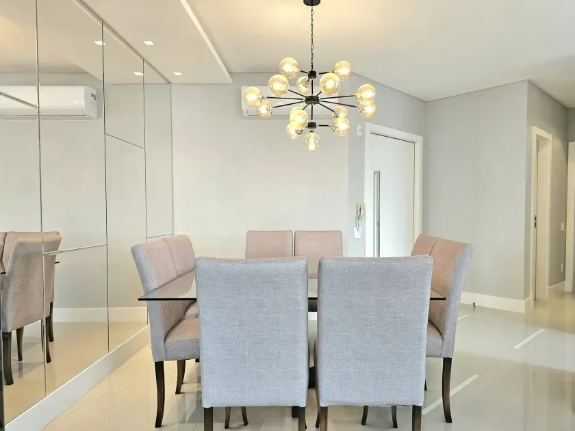 Apartamento no Edificio Portinax Residence com 3 suítes em Balneário Camboriú — foto 10