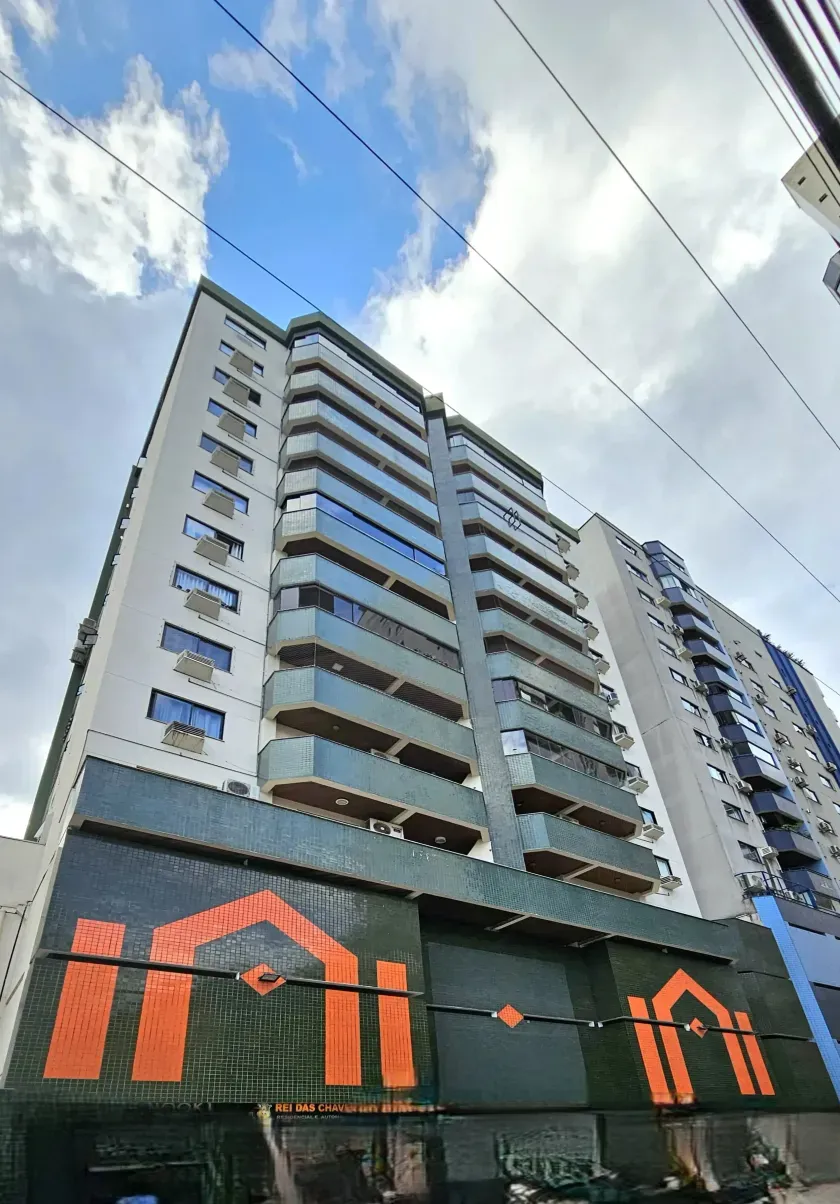 Apartamento no Edifício Dom Herminío com 2 dormitórios em Balneário Camboriú — foto 15