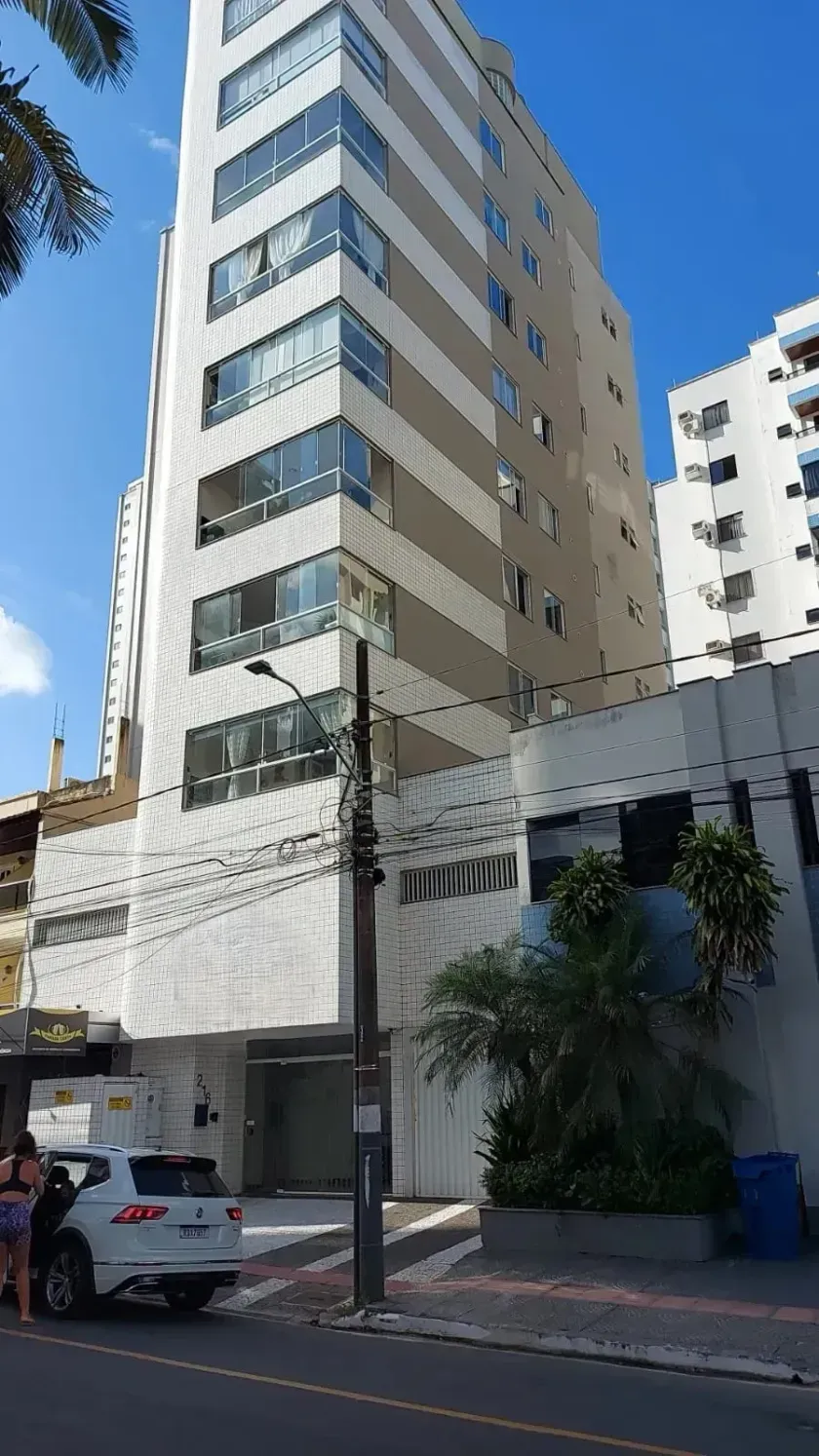 Apartamento com 3 dormitórios e 2 vagas em Perfeita Localização no Centro de Balneário Camboriú — foto 9