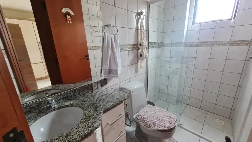 Apartamento no Edifício Ana Capri com 3 dormitórios em Balneário Camboriú — foto 33