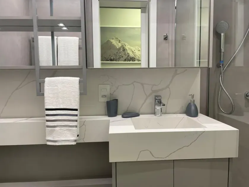 Apartamento no Ed Dom Gabriel com 2 dormitórios em Balneário Camboriú — foto 11