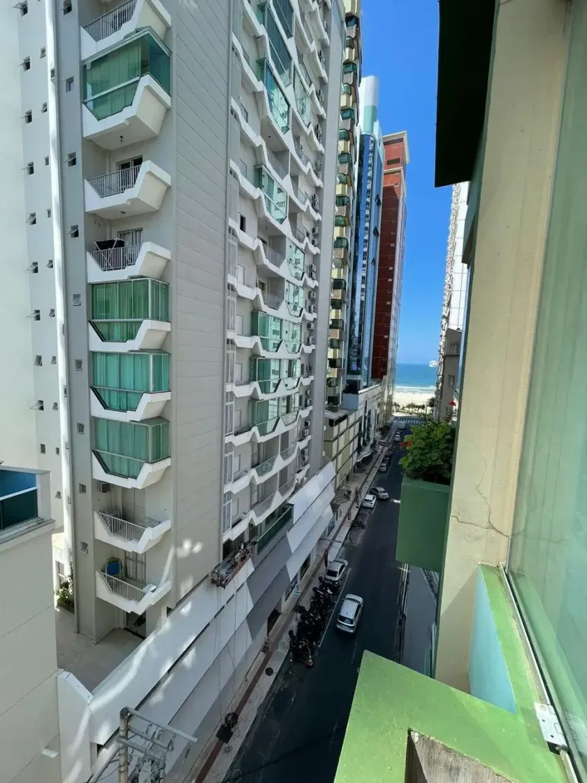 Apartamento no Edifício Naviraí com 2 dormitórios, 1 vaga de garagem rotativa no Centro de Balneário Camboriú — foto 18