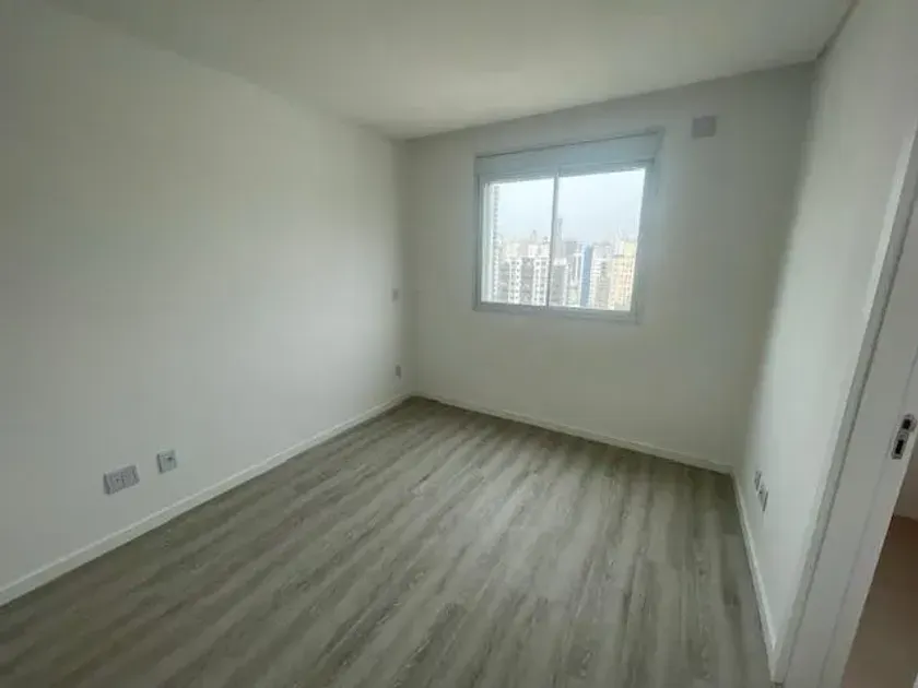 Apartamento com 3 suítes, 2 vagas de garagem, no Centro de Balneário Camboriú — foto 29