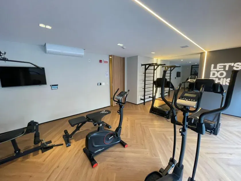 Apartamento com 3 suítes sendo 1 demi e 3 vagas de garagem no Centro de Balneário Camboriú/SC — foto 42