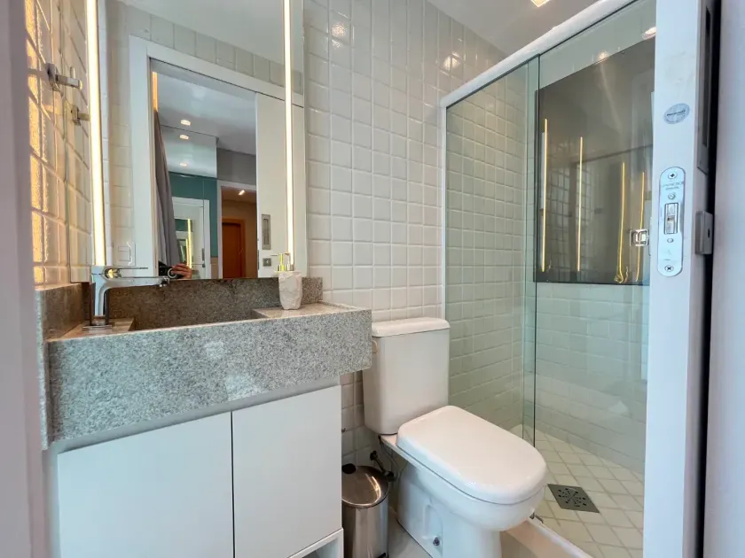 Apartamento no Royal Palace com 3 suítes em Balneário Camboriú — foto 20