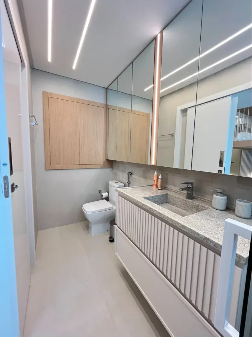 Apartamento no Royal Palace com 3 suítes em Balneário Camboriú — foto 23