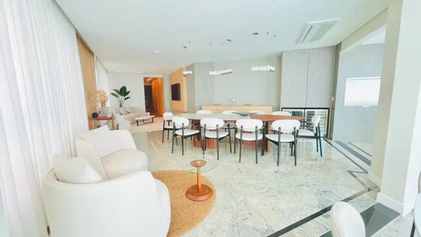 Apartamento no Royal Palace com 3 suítes em Balneário Camboriú — foto 31