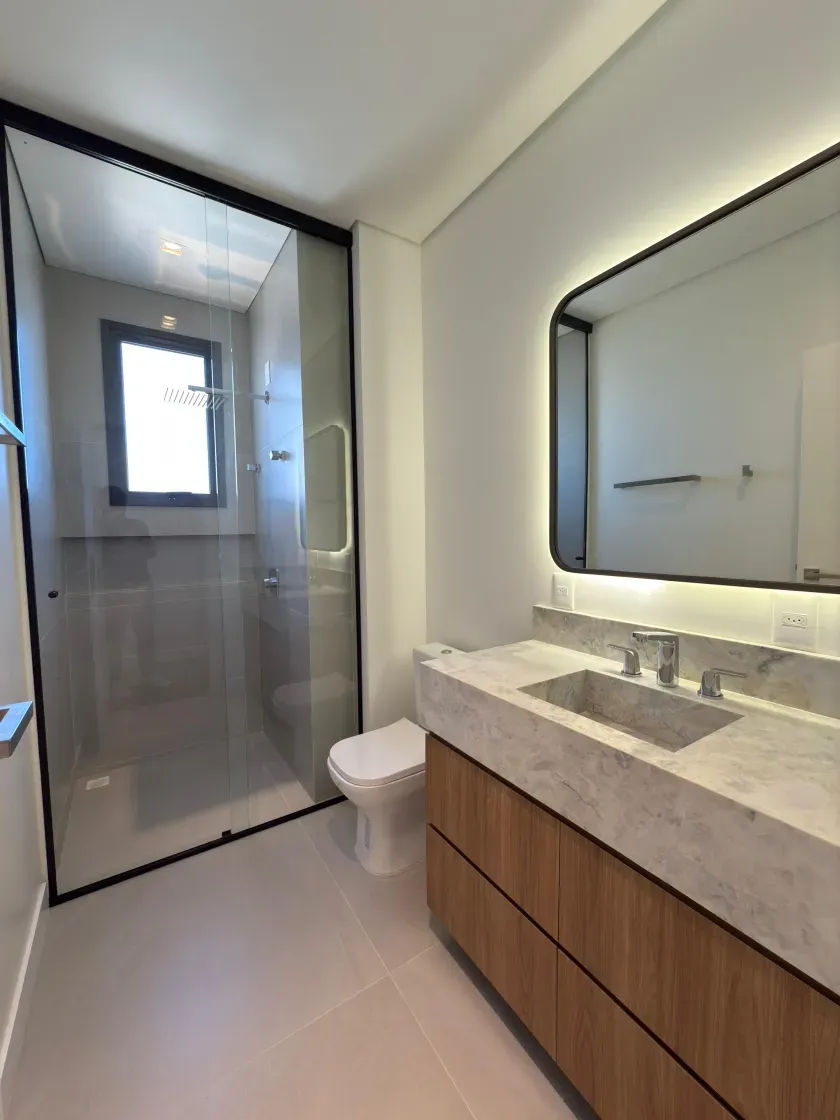 Apartamento com 3 suítes e 3 vagas de garagem na praia Brava em Itajaí — foto 10