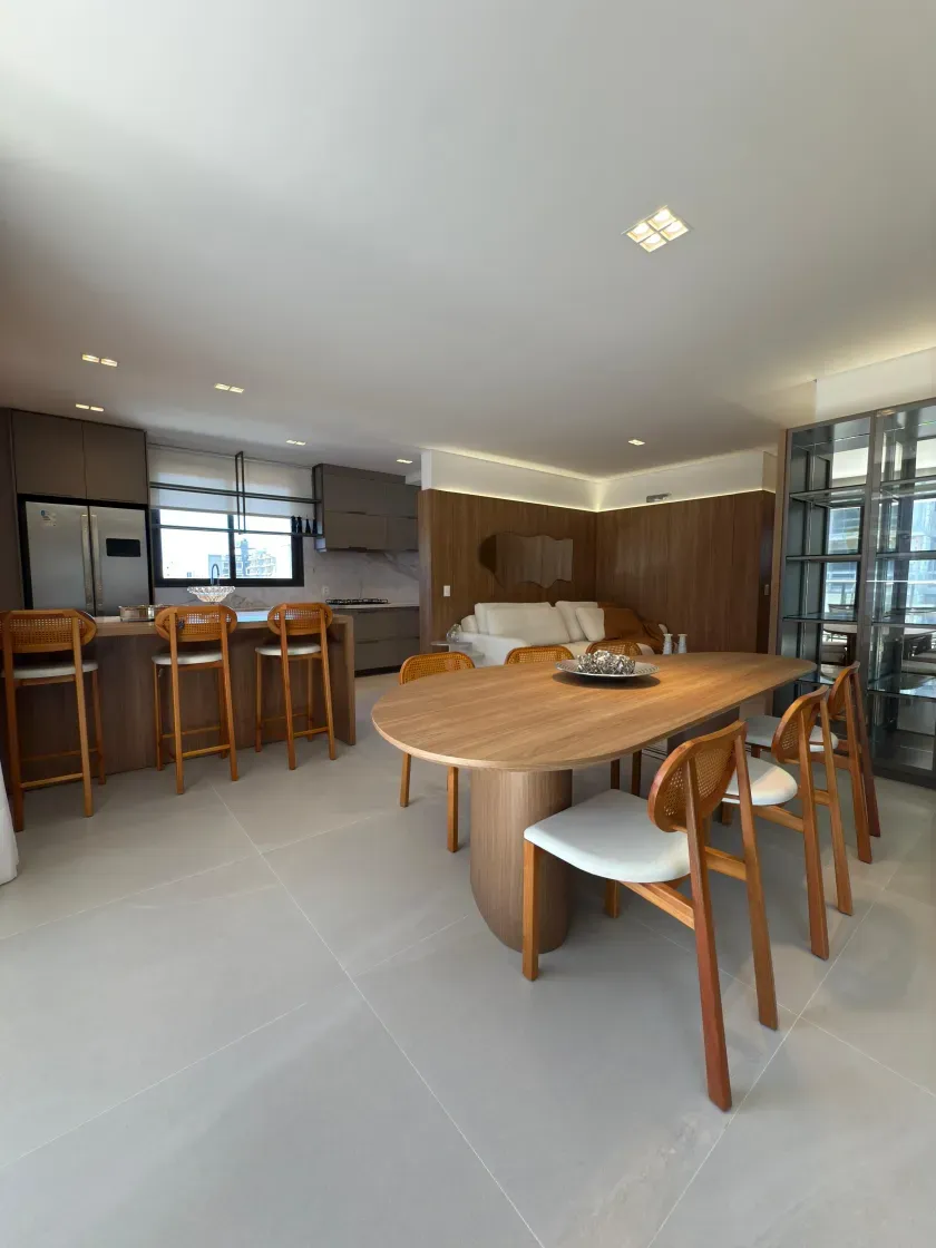 Apartamento com 3 suítes e 3 vagas de garagem na praia Brava em Itajaí — foto 5