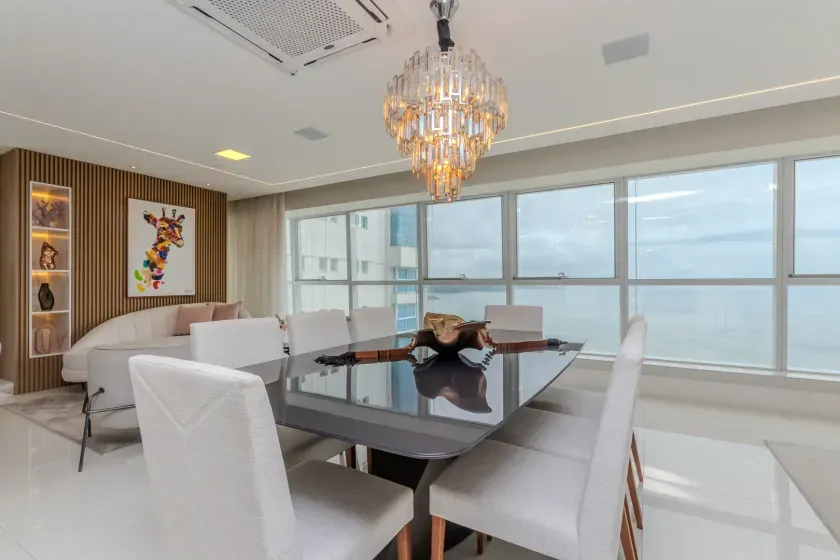 Apartamento no Edifício Epic Tower com 3 suítes em Balneário Camboriú — foto 12