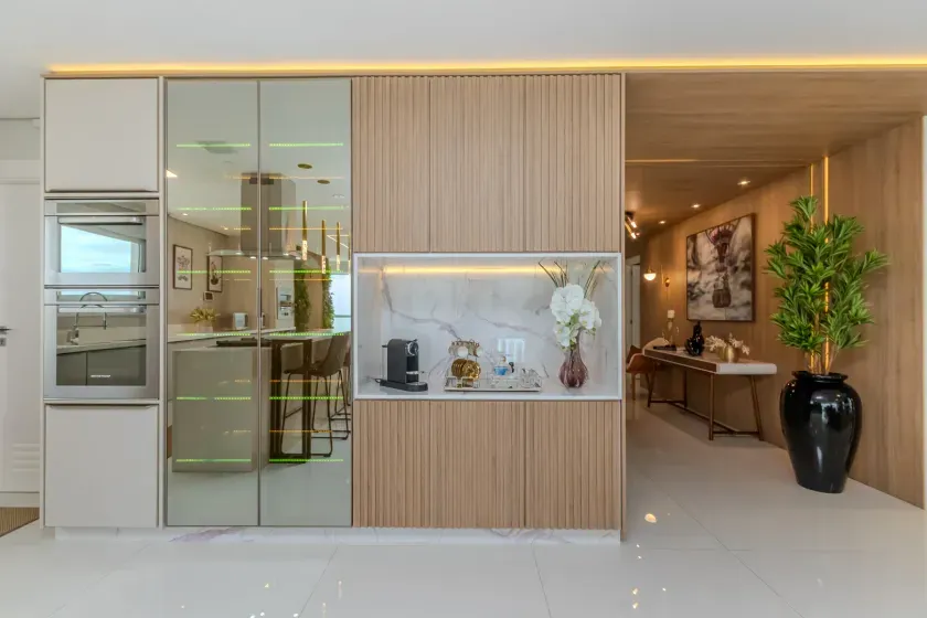 Apartamento no Edifício Epic Tower com 3 suítes em Balneário Camboriú — foto 28