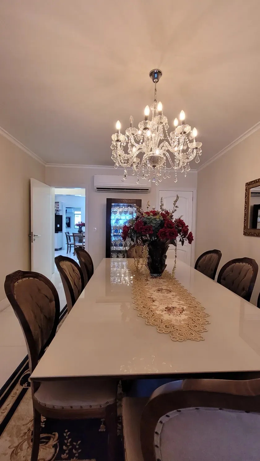Apartamento mobiliado com 3 suítes e 2 vagas na Brasil em Balneário Camboriú
