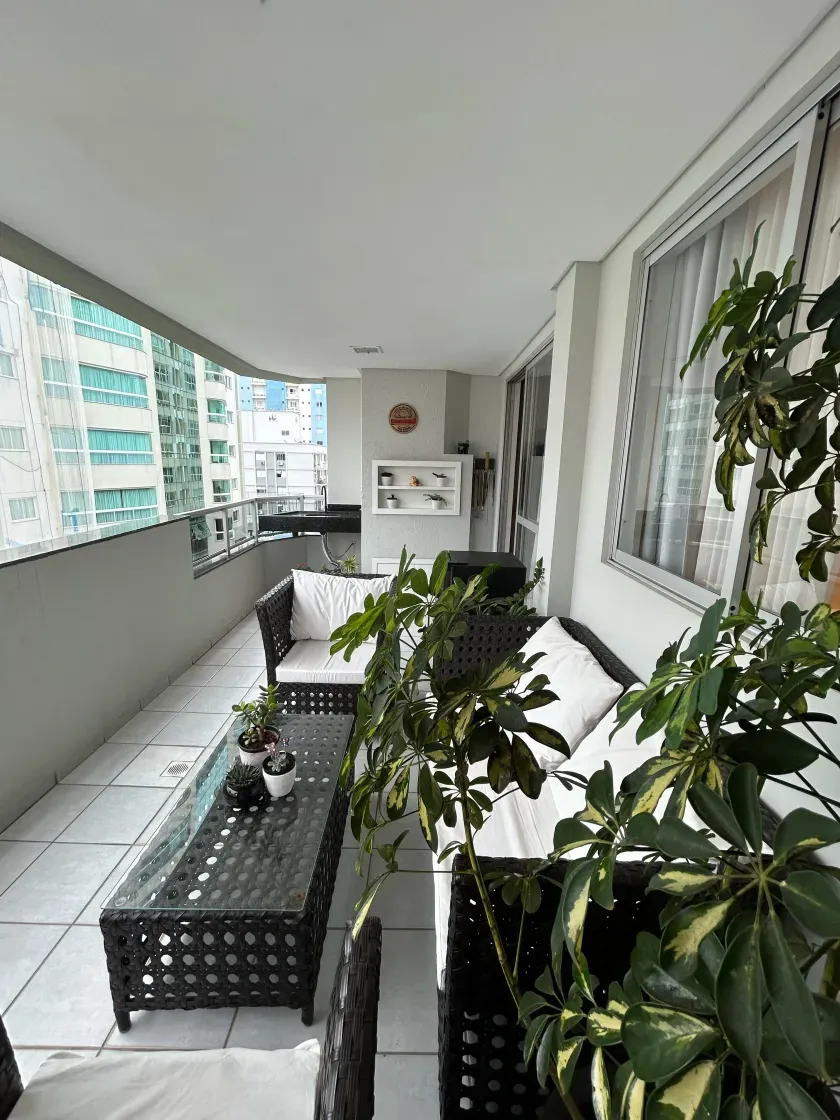 Apartamento no Rhomanus com 4 quartos em Balneário Camboriú