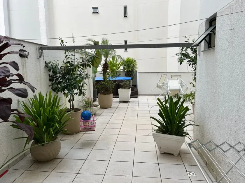 Apartamento diferenciado com 3 suítes e 2 vagas de garagem em Balneário Camboriú — foto 11