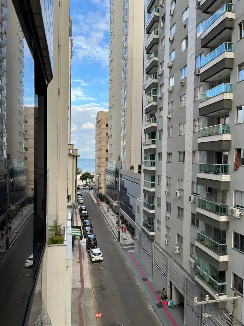 Apartamento diferenciado com 3 suítes e 2 vagas de garagem em Balneário Camboriú — foto 26