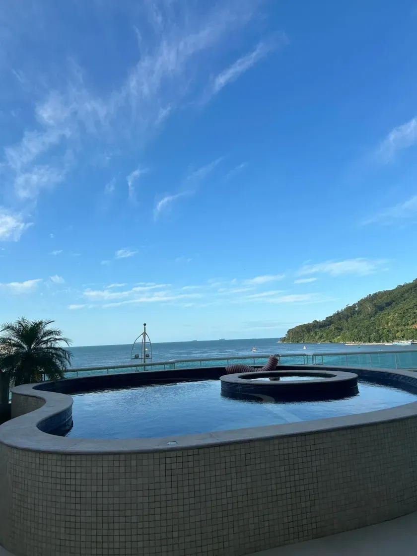 Unidade no Edifício Beverly Hills com 4 suítes em Balneário Camboriú — foto 2