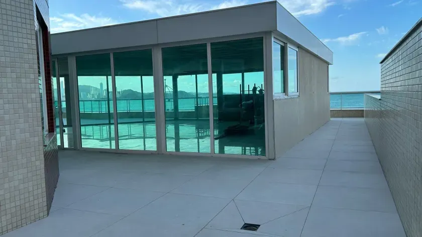 Unidade no Edifício Beverly Hills com 4 suítes em Balneário Camboriú — foto 14