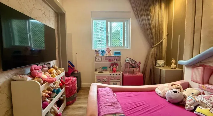 Apartamento no Edifício Italian Residence com 4 suítes em Balneário Camboriú — foto 2