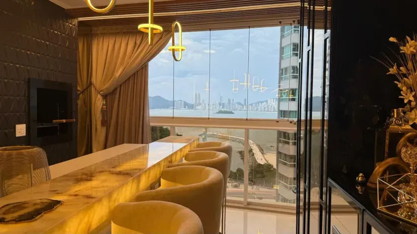 Apartamento no Edifício Italian Residence com 4 suítes em Balneário Camboriú — foto 16