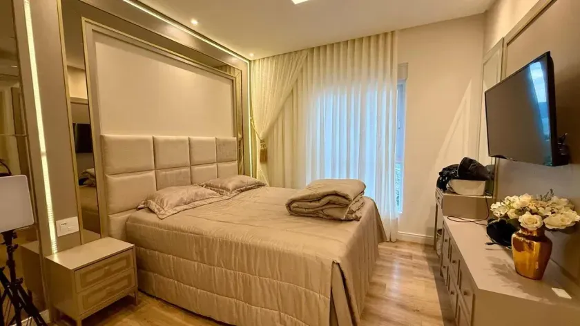 Apartamento no Edifício Italian Residence com 4 suítes em Balneário Camboriú — foto 21