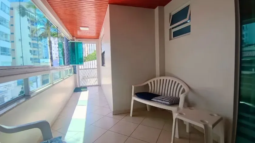 Apartamento diferenciado com 2 suítes e 2 vagas de garagem em Balneário Camboriú — foto 7