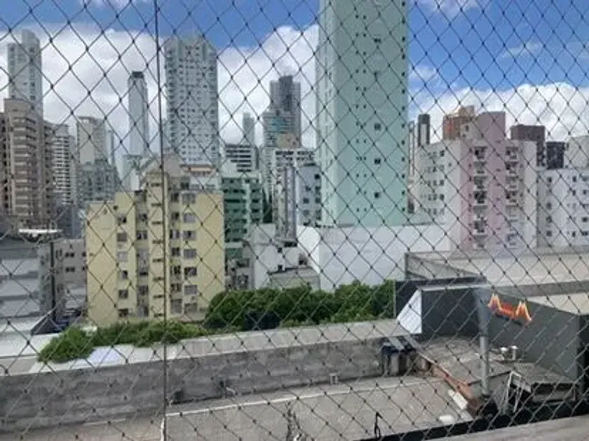 Apartamento com 2 dormitórios sendo 1 suíte e 1 vaga de garagem em Balneário Camboriú — foto 2