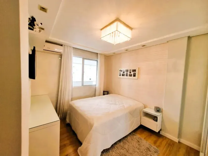 Apartamento mobiliado com 4 dormitórios sendo 1 suíte e 2 vagas de garagem em Balneário Camboriú — foto 10