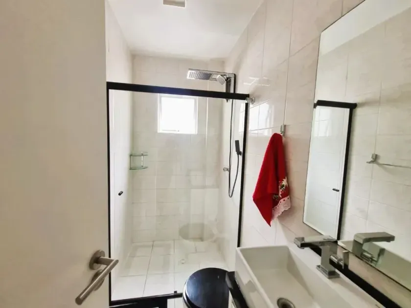 Apartamento mobiliado com 4 dormitórios sendo 1 suíte e 2 vagas de garagem em Balneário Camboriú — foto 17