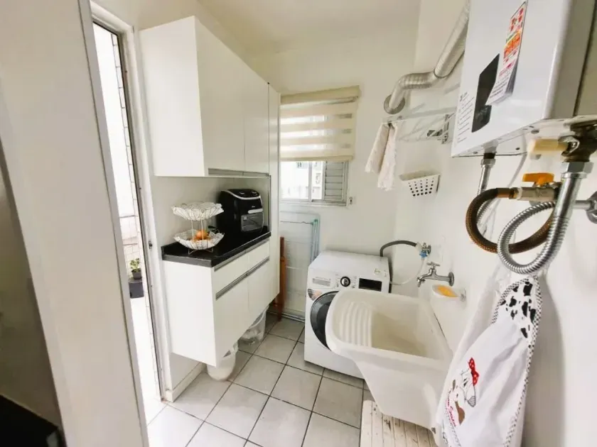 Apartamento mobiliado com 4 dormitórios sendo 1 suíte e 2 vagas de garagem em Balneário Camboriú — foto 14
