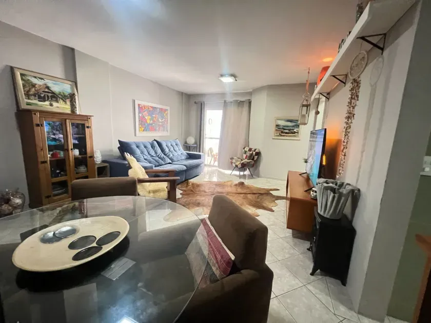 Apartamento com 2 dormitórios sendo 1 suíte e 1 vaga de garagem– 450m da Praia em Balneário Camboriú — foto 3