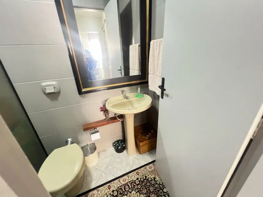 Apartamento com 2 dormitórios sendo 1 suíte e 1 vaga de garagem– 450m da Praia em Balneário Camboriú — foto 24