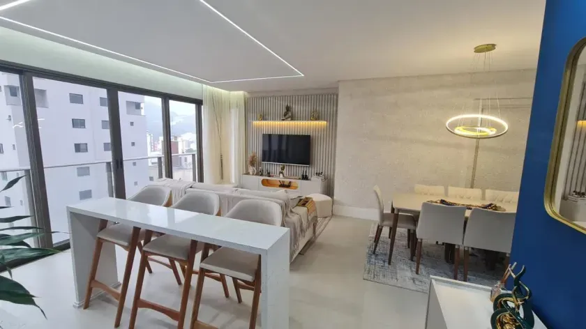 Apartamento mobiliado com 4 suítes e 3 vagas de garagem no Centro de Balneário Camboriú — foto 2