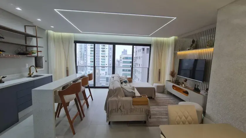 Apartamento mobiliado com 4 suítes e 3 vagas de garagem no Centro de Balneário Camboriú — foto 6