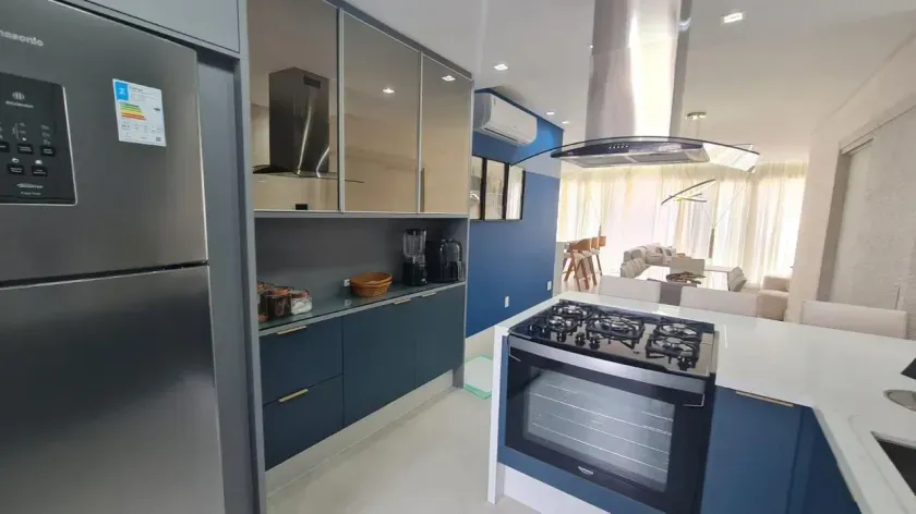 Apartamento mobiliado com 4 suítes e 3 vagas de garagem no Centro de Balneário Camboriú — foto 8