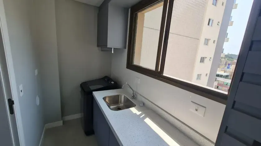 Apartamento mobiliado com 4 suítes e 3 vagas de garagem no Centro de Balneário Camboriú — foto 13