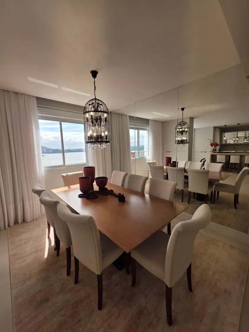 Apartamento vista mar com 3 suítes 3 vagas de garagem na Barra Sul em Balneário Camboriú — foto 11