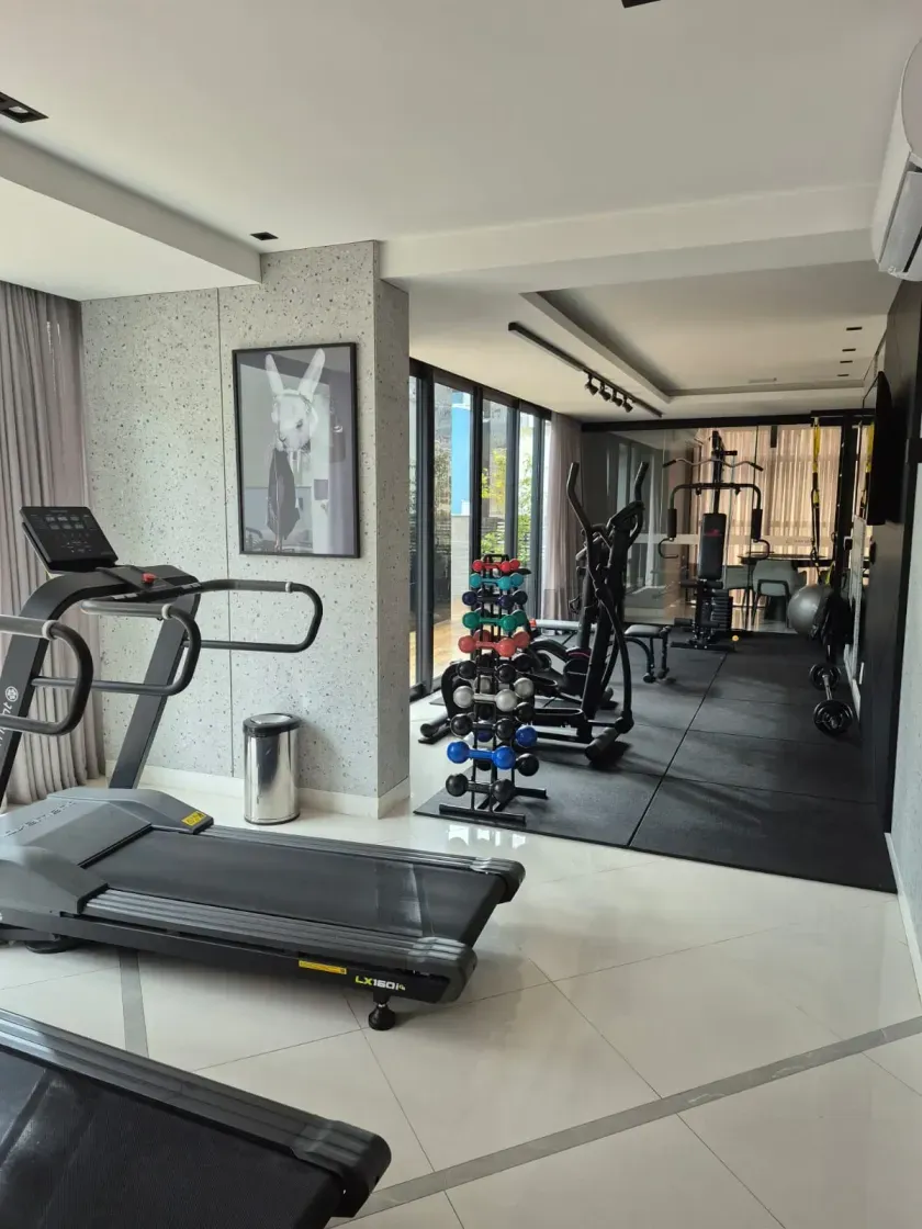 Oportunidade: Apartamento mobiliado com 2 suítes 2 vagas de garagem na Brava — foto 14